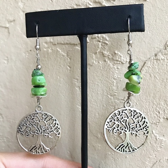 Jadeite tree of life steel post earrings - Picture 7 of 8